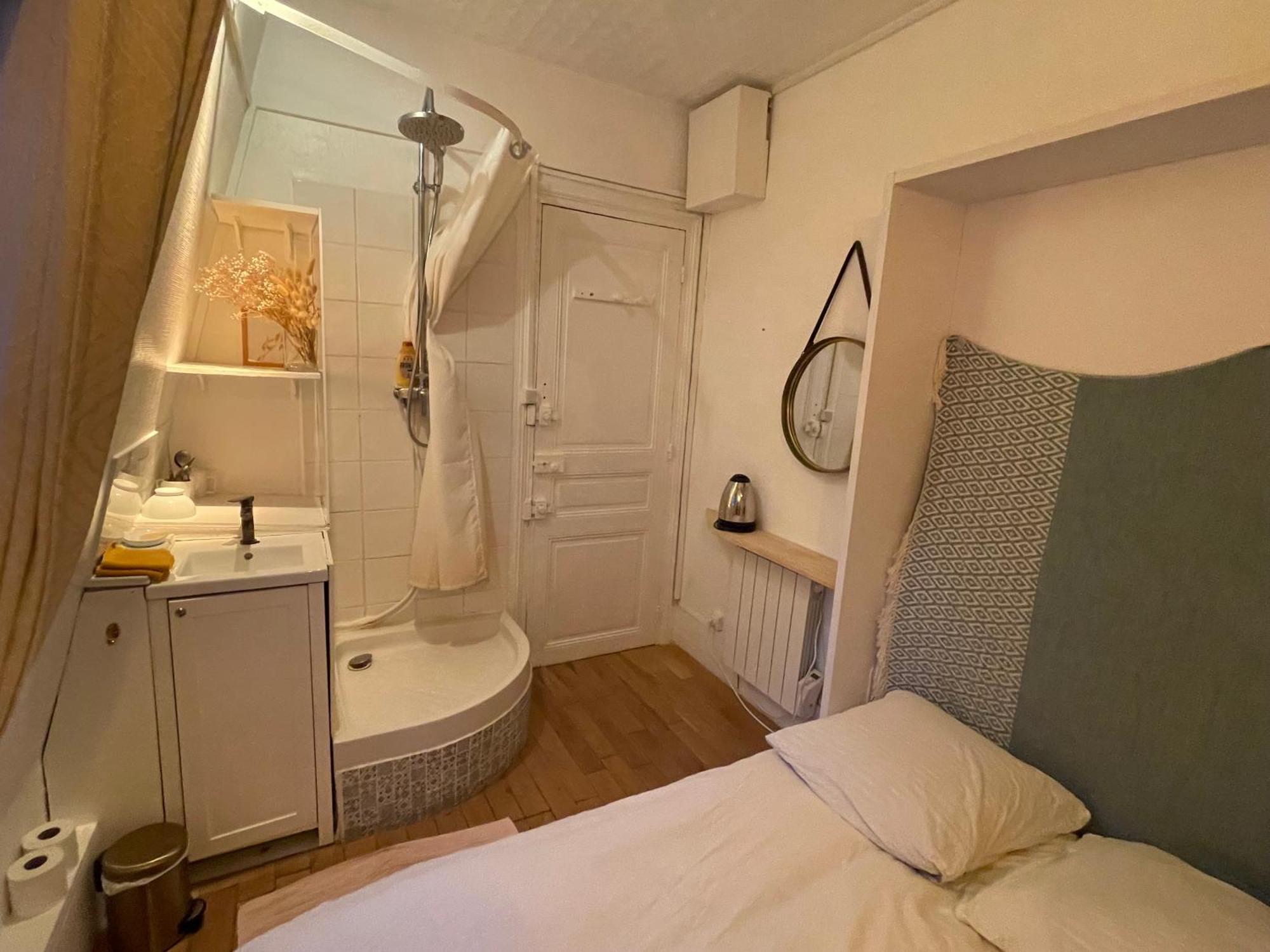 Central Cosy Room Париж Екстер'єр фото